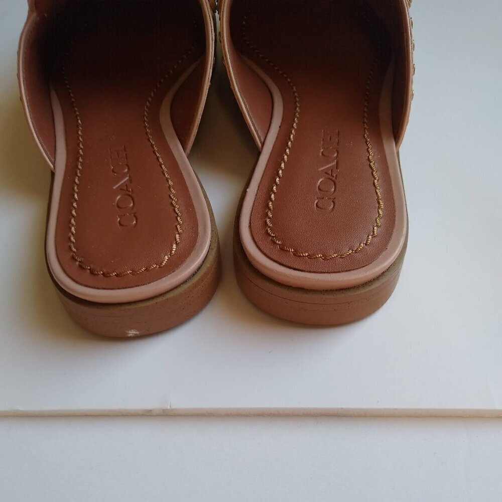 Ladies SZ 6-1/2 M Coach Light Fawn Leather Mules - Picture 3 of 4